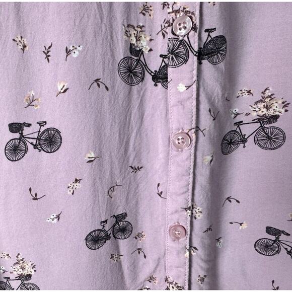 Torrid Womens Size 4 Lavender Pink Bicycle Print Challis Dolman Button Up Shirt - Picture 3 of 9